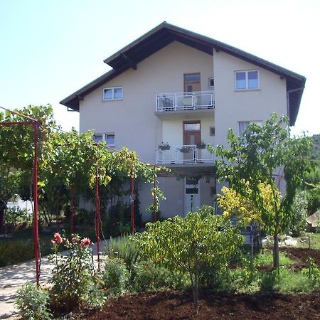 Apartment Dalmatien Raslina Exterior foto