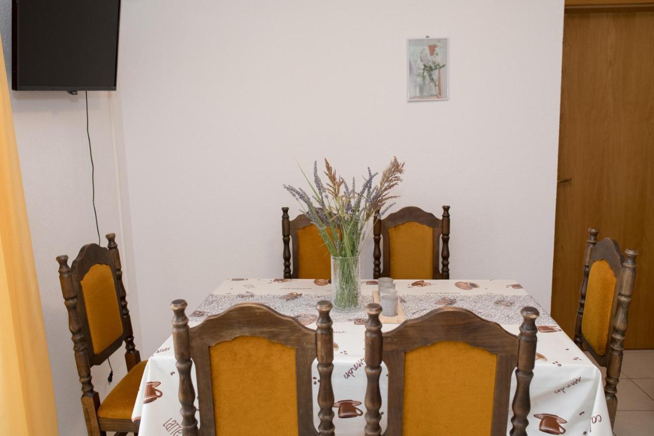 Apartment Dalmatien Raslina Exterior foto