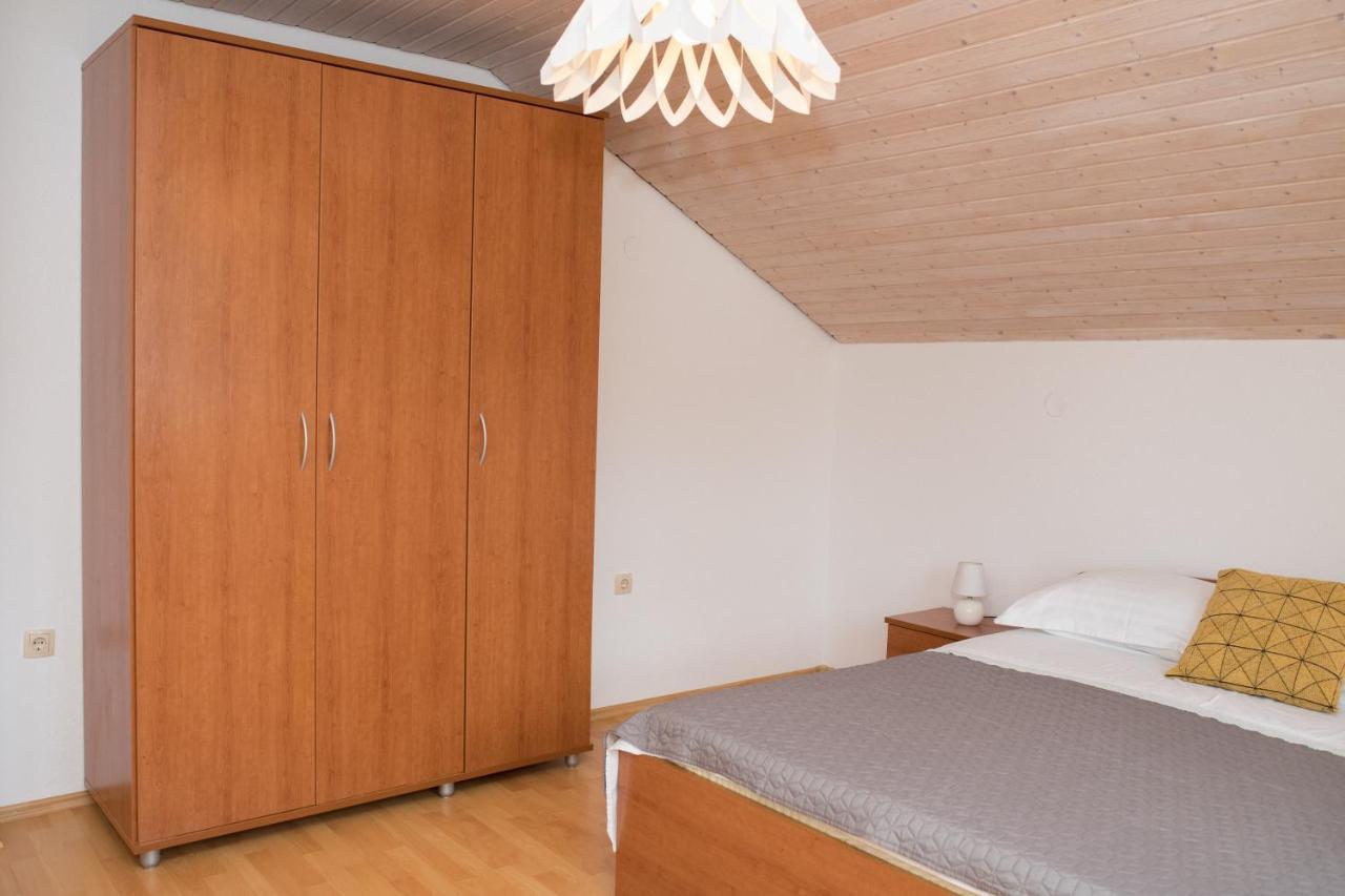 Apartment Dalmatien Raslina Exterior foto